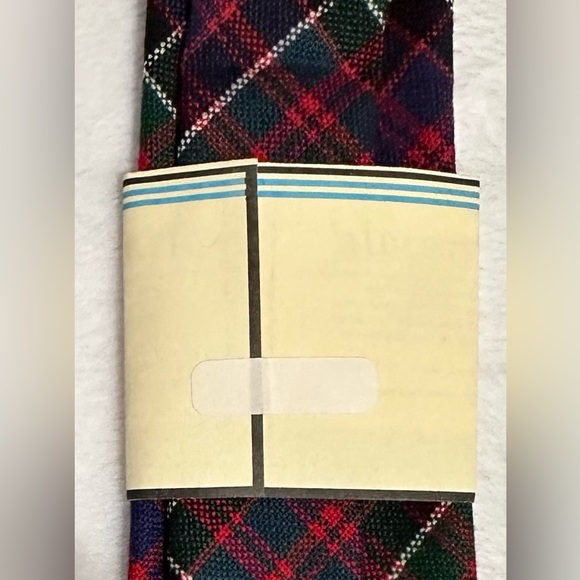 NWOT Ingles Buchan Tartan Tie MacDonald of Clanranald Modern 100% Pure New Wool - Picture 7 of 7